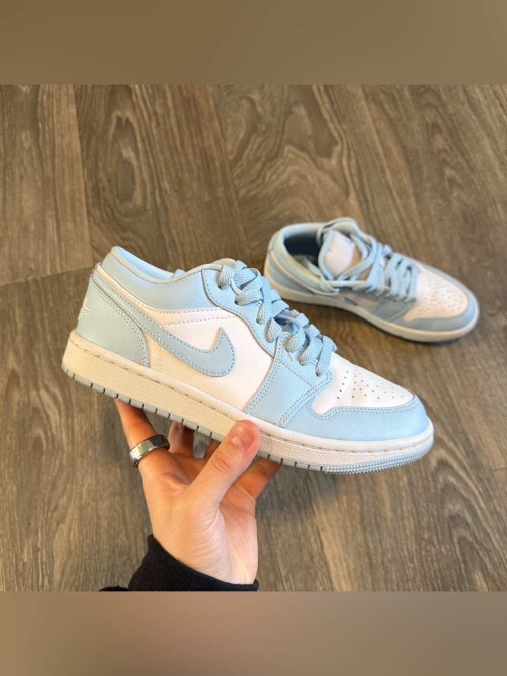 nike air jordan 1 low “ice blue” sneakers